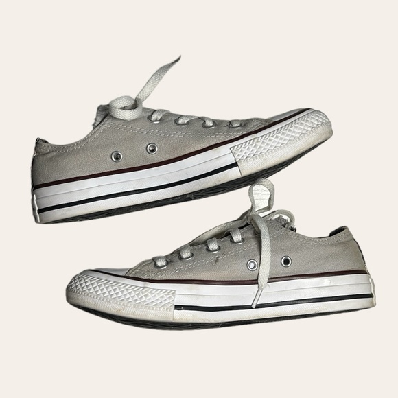 Grey Converse - Picture 2 of 4